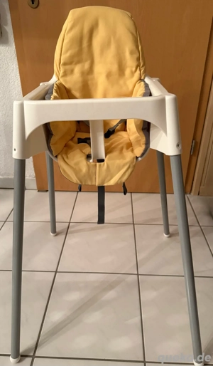 Kinderhochstuhl mit Sitzkissen