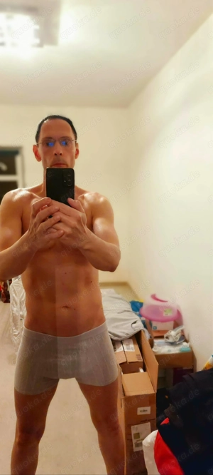 Bin sportlich, ausdauernd und potent, suche vernachlässigte Sie Bild 2