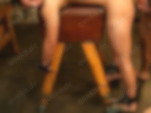 Suche einen HERREN für SM-Erfahrung Bild 2