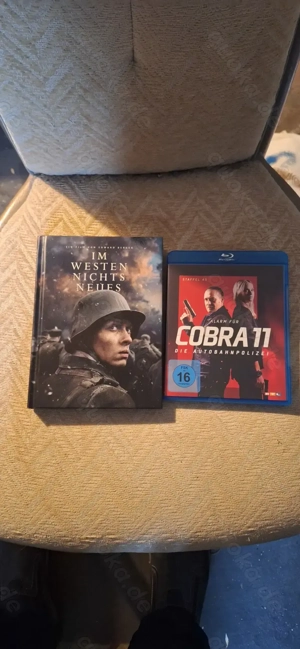 Bundle: Alarm für Cobra 11 Staffel 45 (Blu-ray) + Im Westen nichts Neues Mediabook (4K UHD + Blu-ray