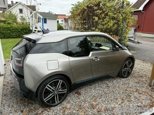BMW i3 Edition 94 Ah voll geladen   Vollausstattung   Sehr gepflegt Bild 3