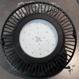LED High Bay 184 Hallenleuchten dimmbar