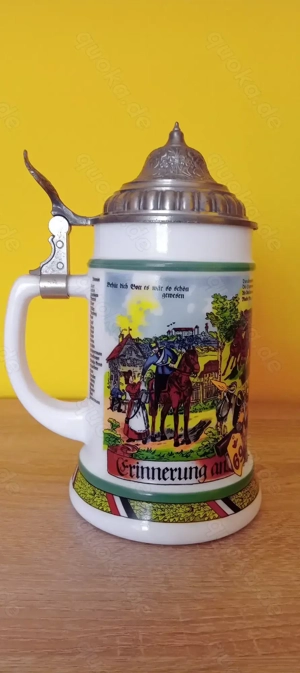 Zinnkrug mit Deckel aus Porzellan