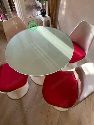 Esstisch mit 4 Stühlen im Tulip Stil 