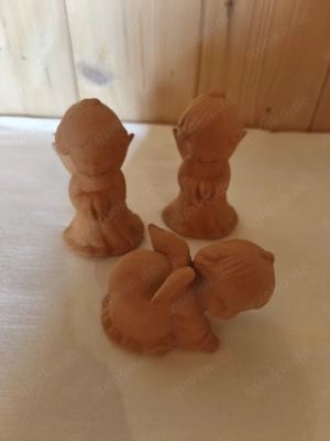 3 versch. Engel terracotta