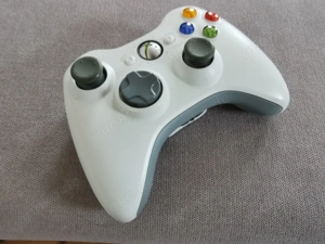 2x Original Microsoft XBOX 360 Wireless Controller in weiss Bild 2