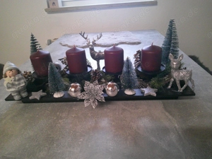 Schöne Weihnachtsgestecke Handarbeit