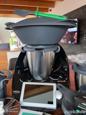 Thermomix TM6   sehr gepflegt + 2Mixtopf +Gemüsestyler + Cookidoo Gutschein