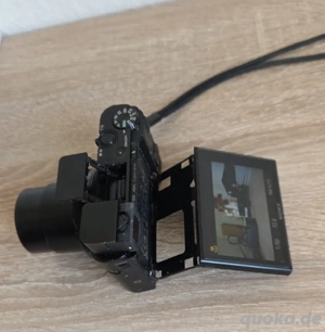 Sony Cyber-shot DSC-RX100 IV (M4) 20,1 MP Digitalkamera, Zubehörpaket, TOP