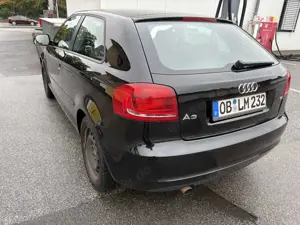 Audi A3 1.6 Attraction Bild 3