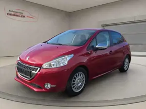 Peugeot 208 Style, Klima, Navi, Tempomat, Parksensoren