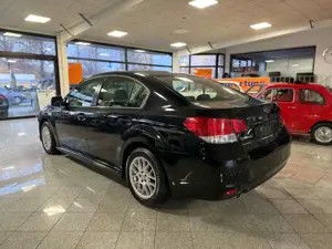 Subaru Legacy Klima/PDC/Kamera/Schiebedach/Navi/Memory Bild 4