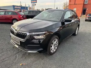 Skoda Kamiq Tour LED / Kamra / Navi / Business-Paket Bild 2