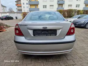 Ford Mondeo Ghia, Rentnerauto, 1 Hand, Tüv/Au Neu Bild 5