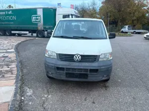 Volkswagen T5 Transporter Kasten-Kombi 9 Sitzer Klima Bild 2