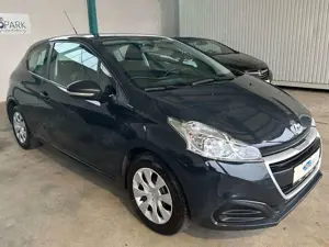 Peugeot 208 1.2 Active Bild 3