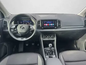 Skoda Karoq 1.5 TSI Ambition NAVI AHK KAMERA ACC Bild 3