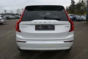 Volvo XC90 B5 D AWD Bright*STDHZG*360°*ACC*AHK Bild 4