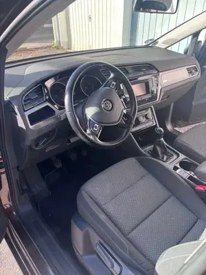 Volkswagen Touran Touran 1.2 TSI (BlueMotion Technology) Comfortline Bild 5