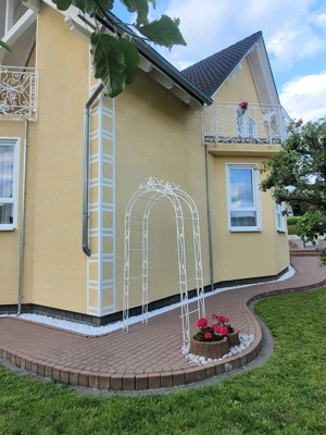 Einfamilienhaus mit Einliegerwohnung. Ohne Makler 