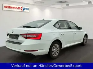Skoda Superb 2.0 TDI Active Lim. Bild 5