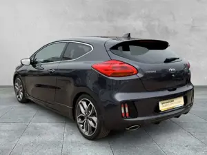 Kia ProCeed / pro_cee'd GT-TRACK 1.6 T-GDI GT-Track NAVI+SPORTAUSPUFF Bild 3