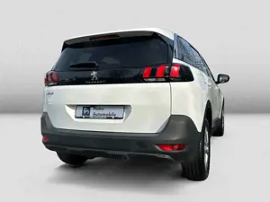 Peugeot 5008 1.2PureTech 130 Active PDC CAM AHK Bild 4