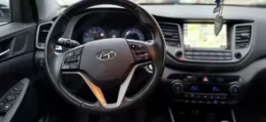 Hyundai TUCSON Tucson blue 1.6 GDi 2WD Navi Bild 4