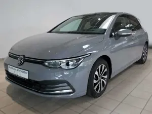 Volkswagen Golf VIII Active 2.0 TDI DSG | LED AHK RFK ACC