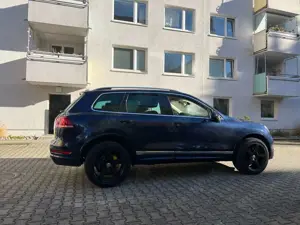 Volkswagen Touareg Touareg 3.0 V6 TDI Blue Motion DPF Automatik Bild 4