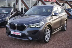 BMW X1 18 d xDrive Aut. LED Navi Kamera Sportsitze