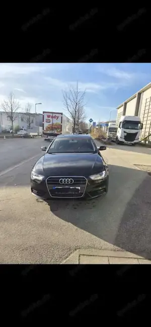 Audi A4 Avant 2.0 TDI DPF Ambiente Unfallfrei Bild 4