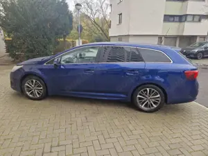 Toyota Avensis Edition-S Bild 3