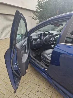 Toyota Avensis Edition-S Bild 4