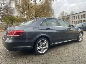 Mercedes-Benz E 220 E 220 CDI BlueEfficiency (212.002) AVANTGARDE Bild 5