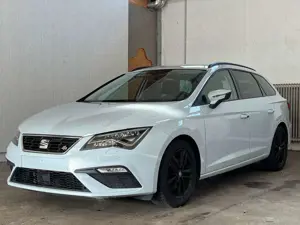 SEAT Leon ST|FR Black Matt|Tempo|2-Zonen|LED|UNFALL