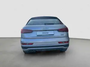 Audi Q3 design quattro S-line Selection LED AHK Tempo Bild 5