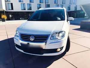 Volkswagen Touran Touran 2.0 TDI Highline Sport TÜV“27 8xReifen
