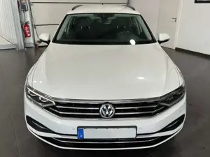 Volkswagen Passat Variant Passat 2.0 TDi Variant **Navi*LED*Virtual*ACC** Bild 4