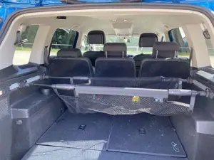 Volkswagen Touran Touran 1.6 TDI Comfortline Bild 3