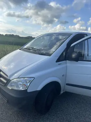 Mercedes-Benz Vito lang