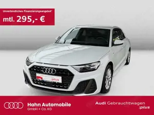 Audi A1 25TFSI S-tronic S line Virtual LED