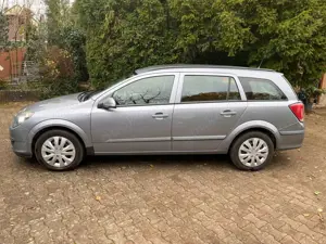 Opel Astra Bild 2