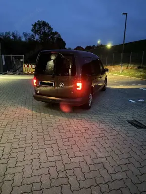 Volkswagen Caddy 1.4 TSI (7-Si.) Maxi Comfortline Bild 3