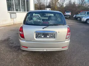 Daihatsu Sirion 1.0 Plus Bild 5