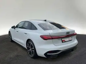 Audi A5 A5 TFSI 150 kW edition one S tronic Bild 3