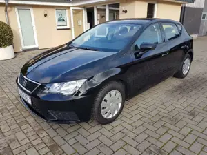 SEAT Leon Reference   LED  AHK