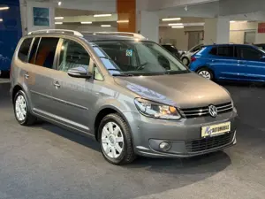 Volkswagen Touran Cup 1.6 TDI*PDC*SITZH*AHK*TEMPO