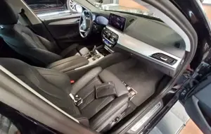 BMW 520 520d Aut.|AMBIENTE|NAVI|ADAPTIVE LED|LEDER| Bild 3