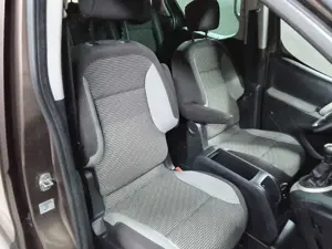 Peugeot Partner Outdoor | 7 Sitzer Bild 5